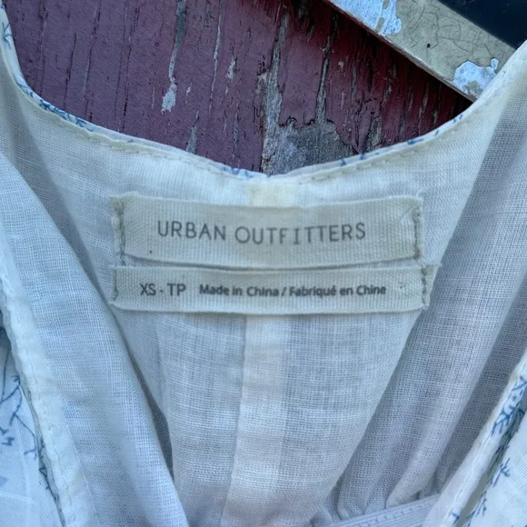Urban Outfitters dress, like new, worn only once - Picture 5 of 5